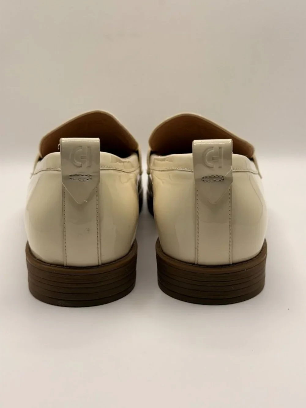 Cole Haan Women's Stassi Ivory Penny Loafer Sz 9 B